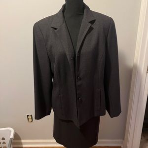 Karen Scott gray suit